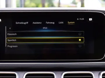 MERCEDES-BENZ GLE 350 de 4M AMG DISTRO PANO KAM360 BURMESTER