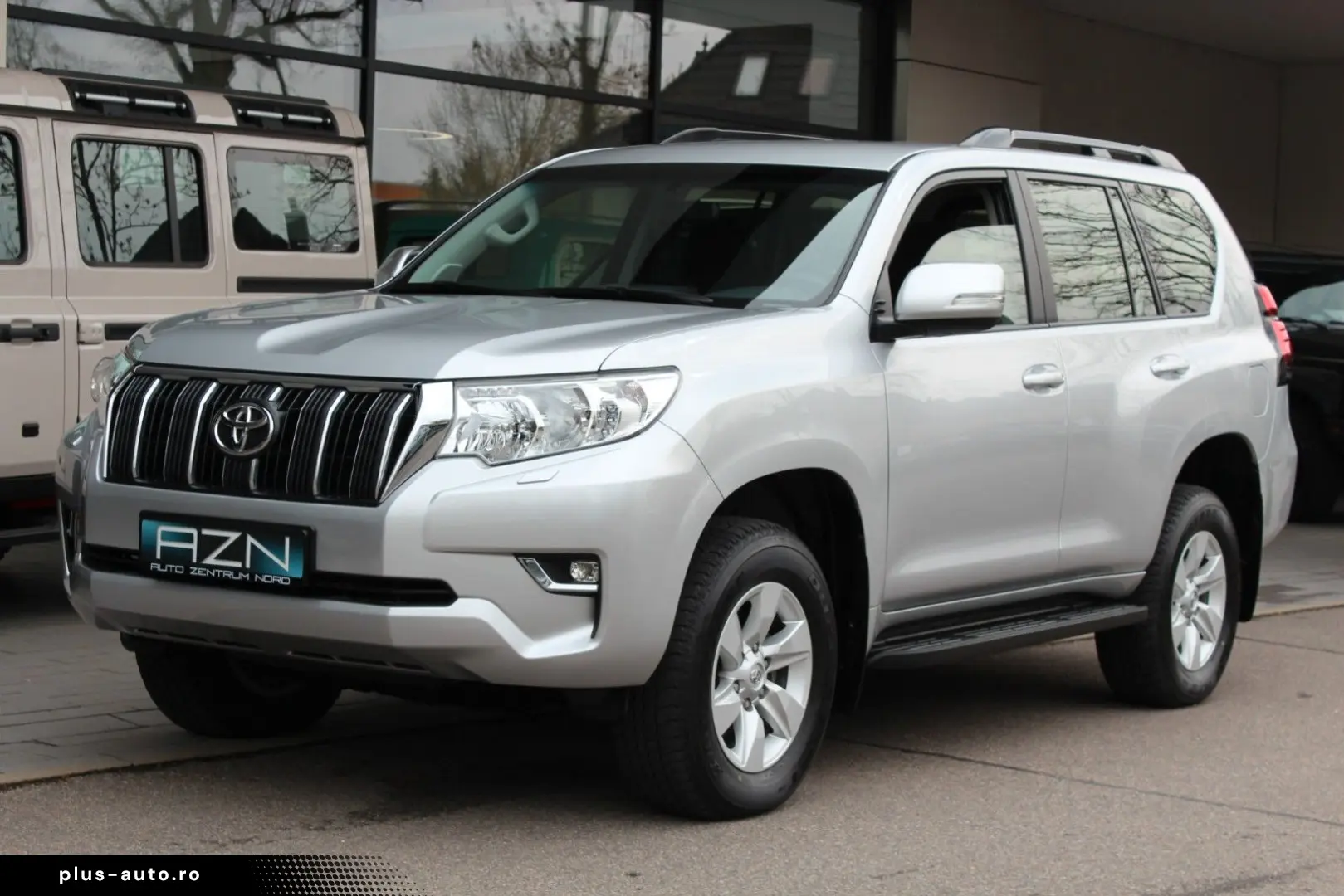TOYOTA Land Cruiser 2.8 D-4D 7 Locuri