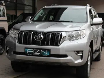 TOYOTA Land Cruiser 2.8 D-4D 7 Locuri