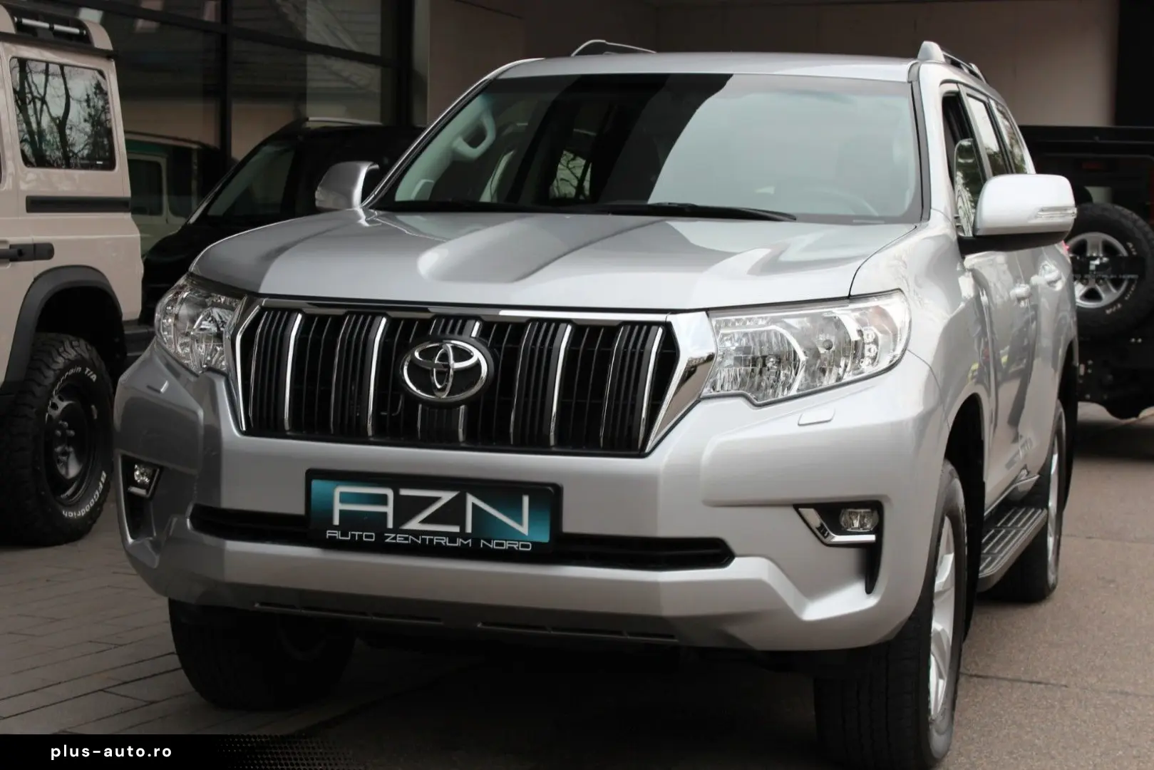 TOYOTA Land Cruiser 2.8 D-4D 7 Locuri