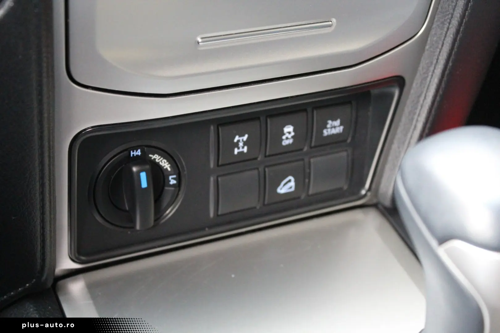 TOYOTA Land Cruiser 2.8 D-4D 7 Locuri