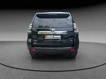 TOYOTA Land Cruiser Executive 2.8 D4-D