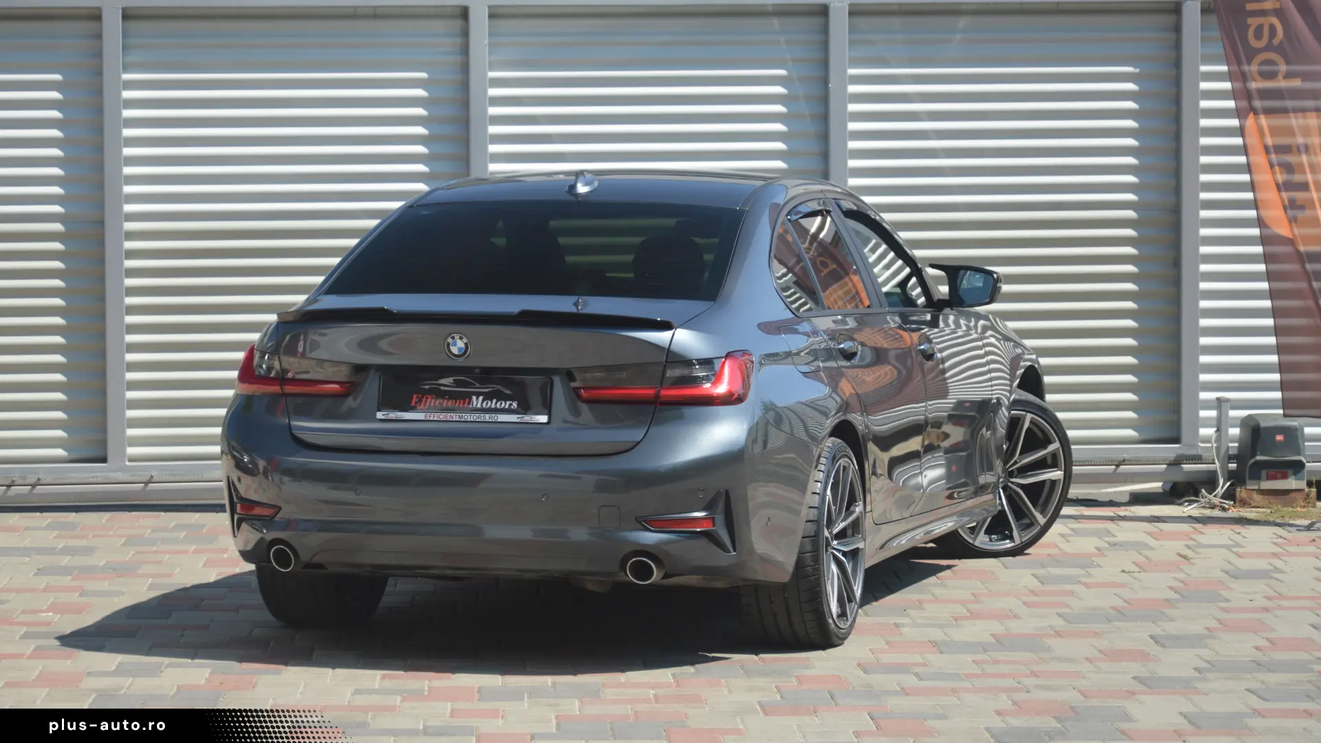 Bmw 318d   An 2020   Scaune incalzite   Interior piele