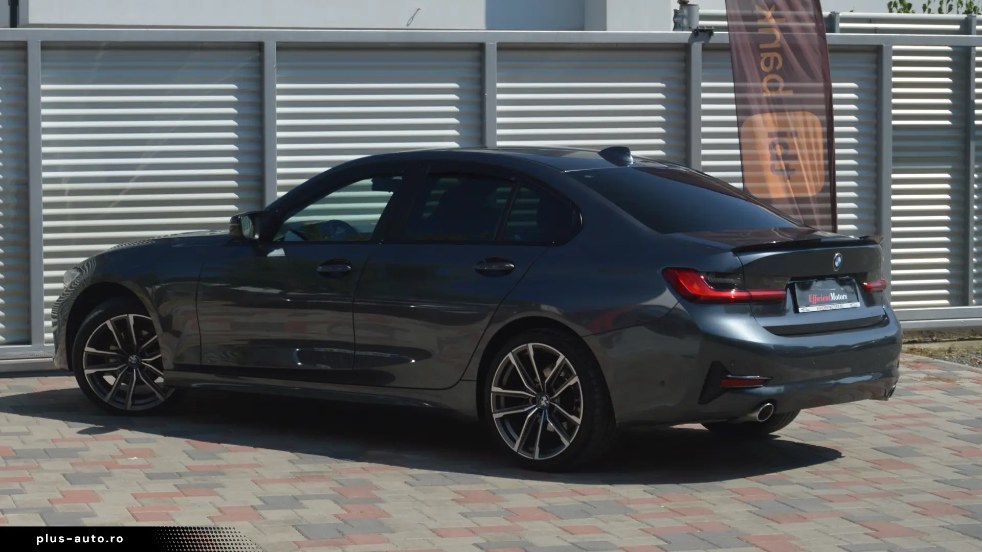 Bmw 318d   An 2020   Scaune incalzite   Interior piele