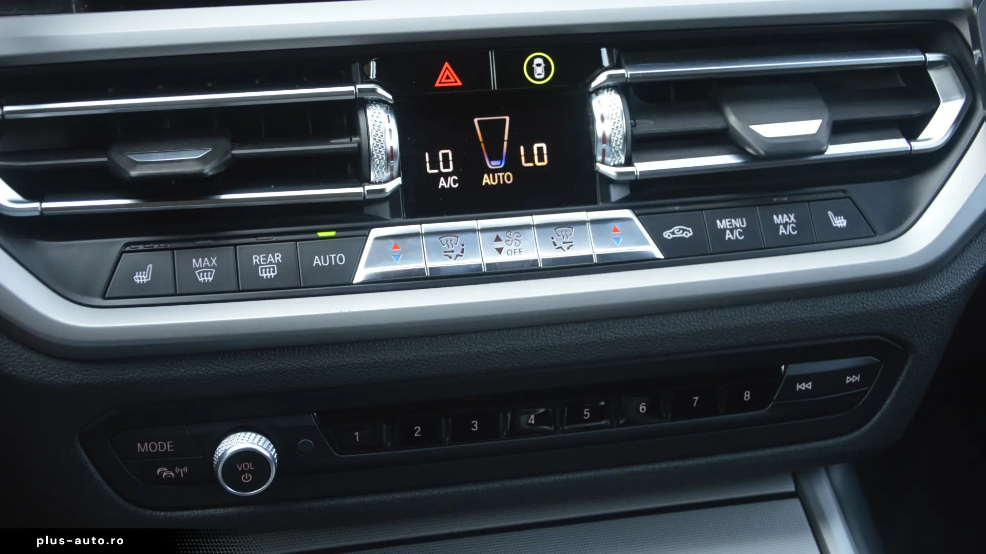 Bmw 318d   An 2020   Scaune incalzite   Interior piele