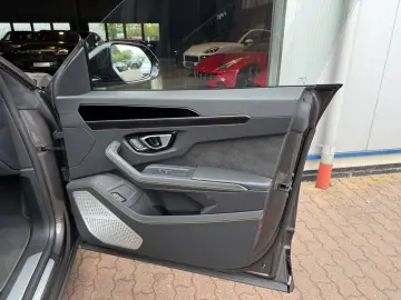 LAMBORGHINI Urus S 23 ZOLL PANO ANIMA ADAS B&O