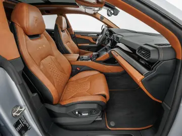 LAMBORGHINI Urus S 1. Hand Akrapovic Selezione