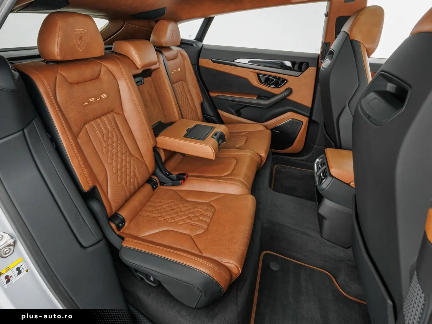 LAMBORGHINI Urus S 1. Hand Akrapovic Selezione