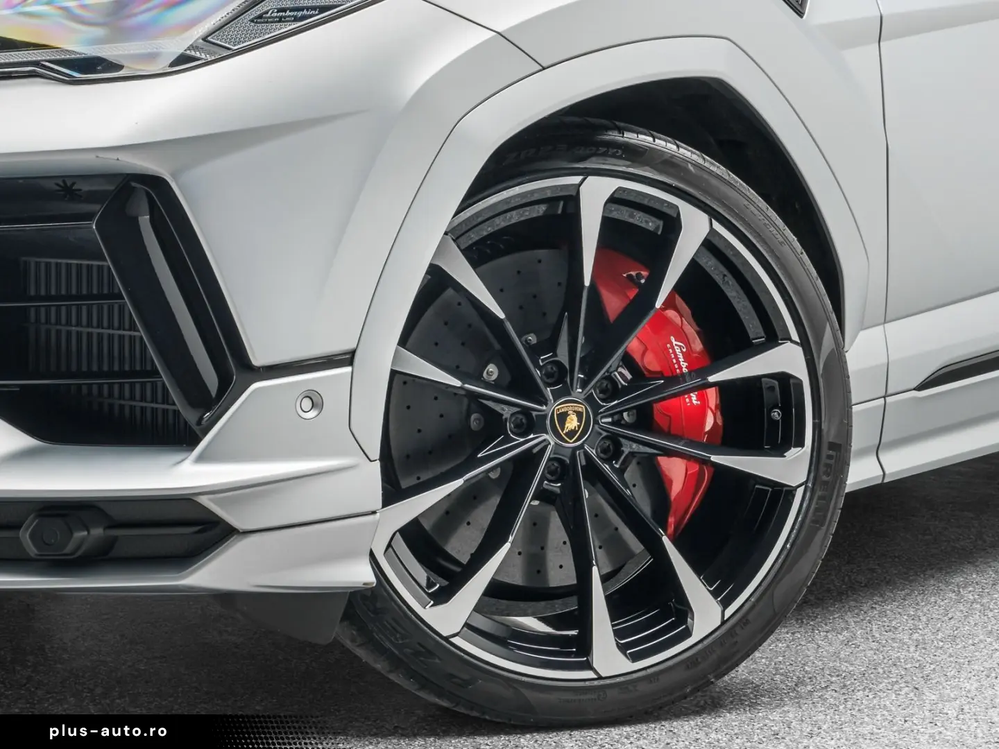 LAMBORGHINI Urus S 1. Hand Akrapovic Selezione