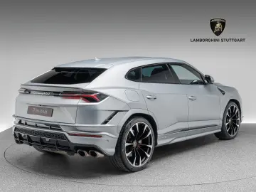 LAMBORGHINI Urus S 1. Hand Akrapovic Selezione