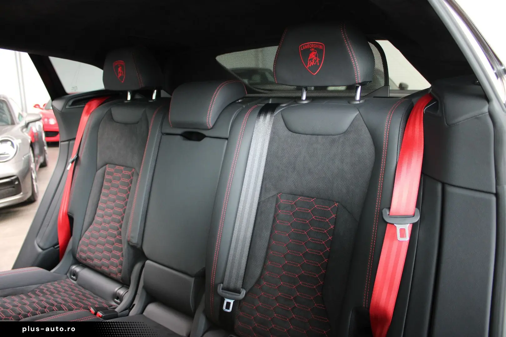 LAMBORGHINI URUS   S   B&O 3D BLACK &STYLE-PACK PANORAMA 23