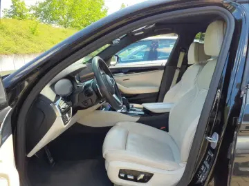 BMW 530D M-Sport  KAMERA SITZLÜFTUNG