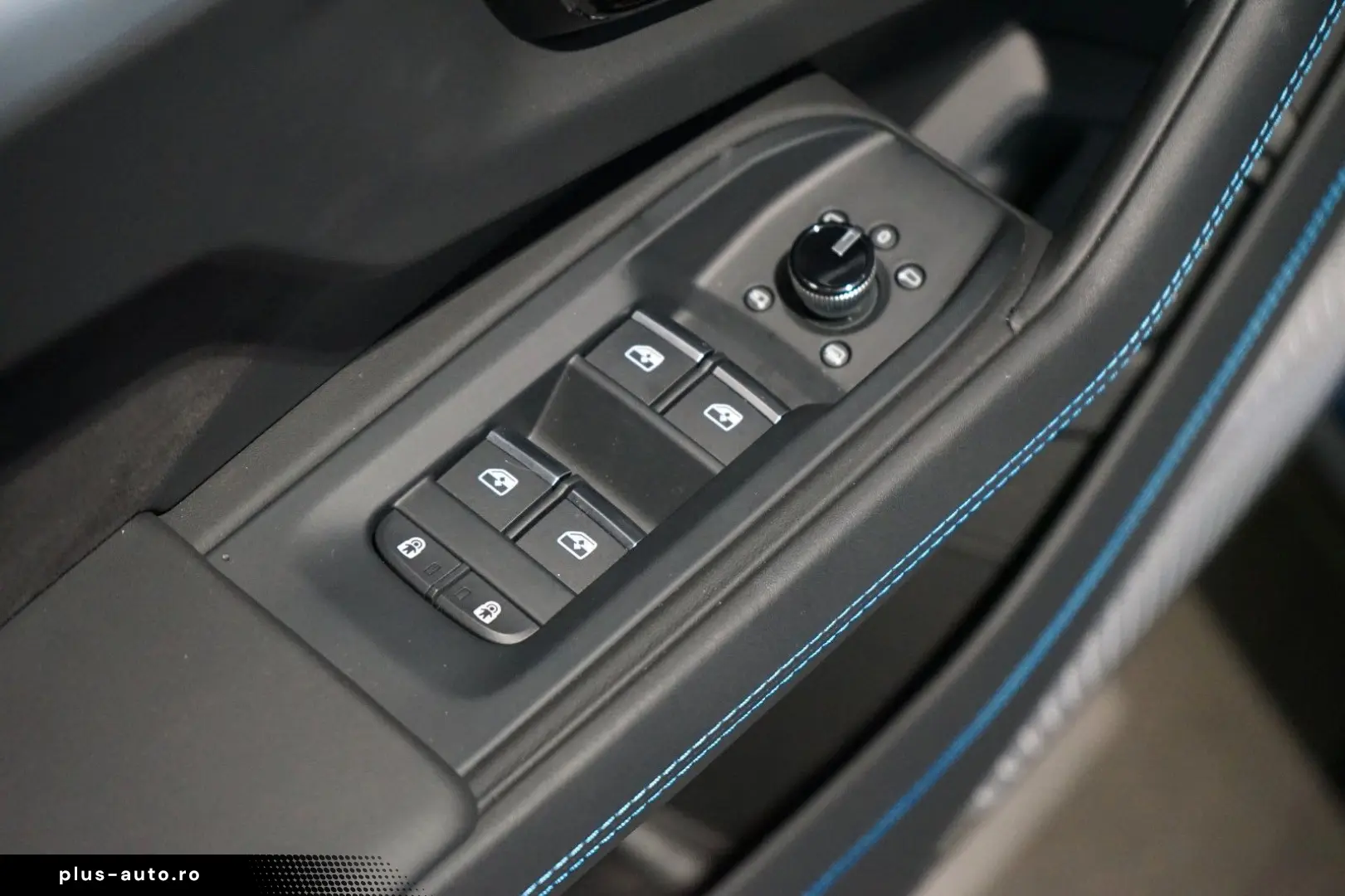 LAMBORGHINI Urus S   ANIMA   Pano   B&O Advanced   23