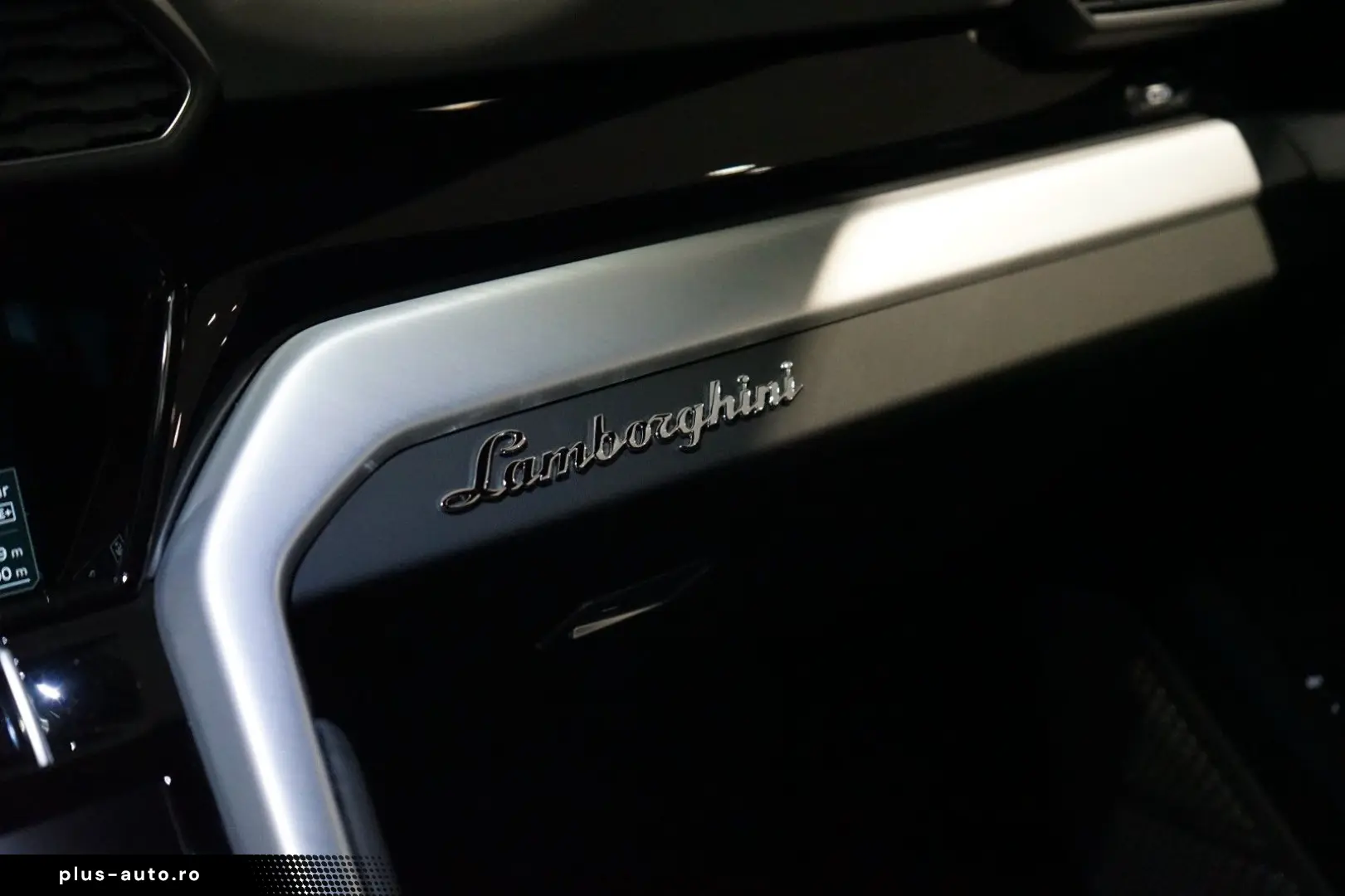 LAMBORGHINI Urus S   ANIMA   Pano   B&O Advanced   23
