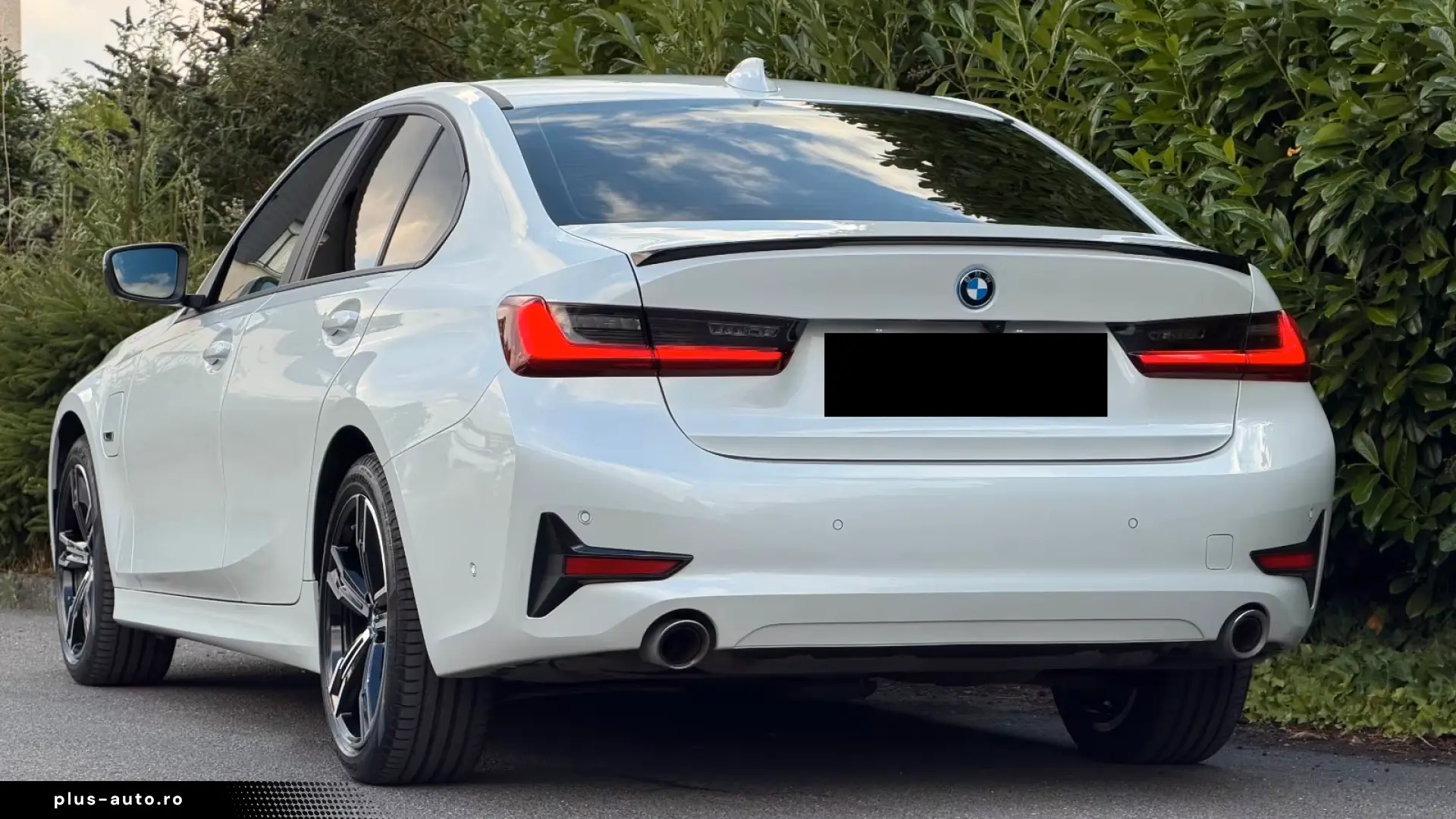 BMW 320e Limousine Advantage Plug-in-Hybrid