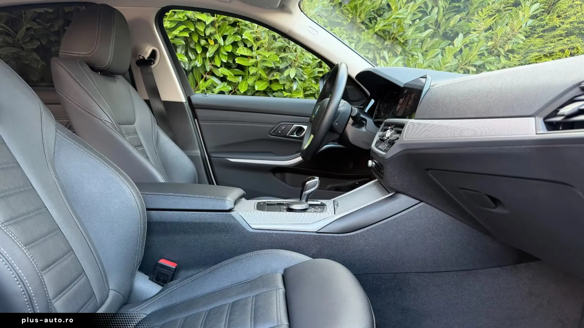 BMW 320e Limousine Advantage Plug-in-Hybrid