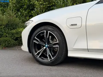 BMW 320e Limousine Advantage Plug-in-Hybrid