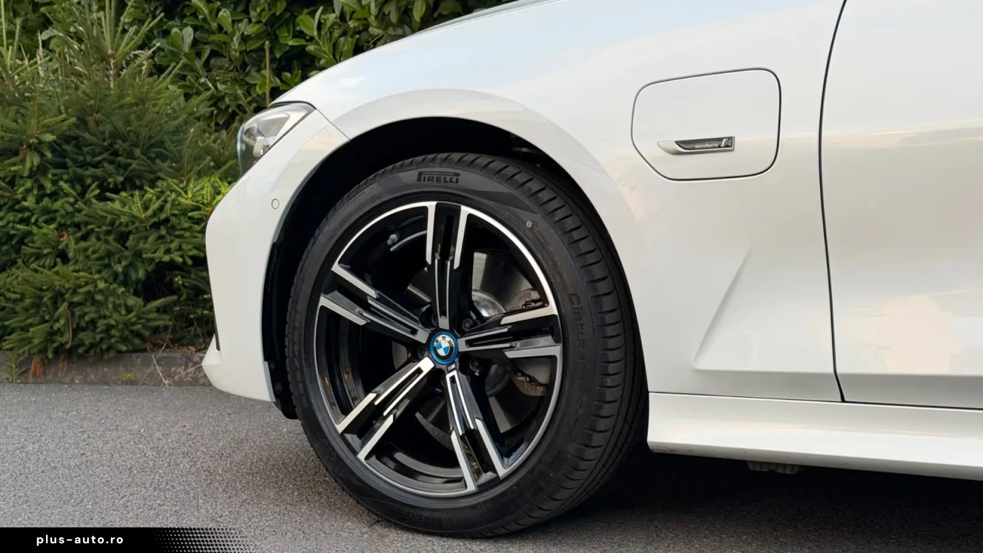 BMW 320e Limousine Advantage Plug-in-Hybrid