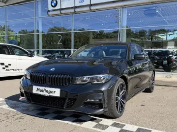 BMW 330i xDrive M Sport Leder GlasD.Laser HiFi 19
