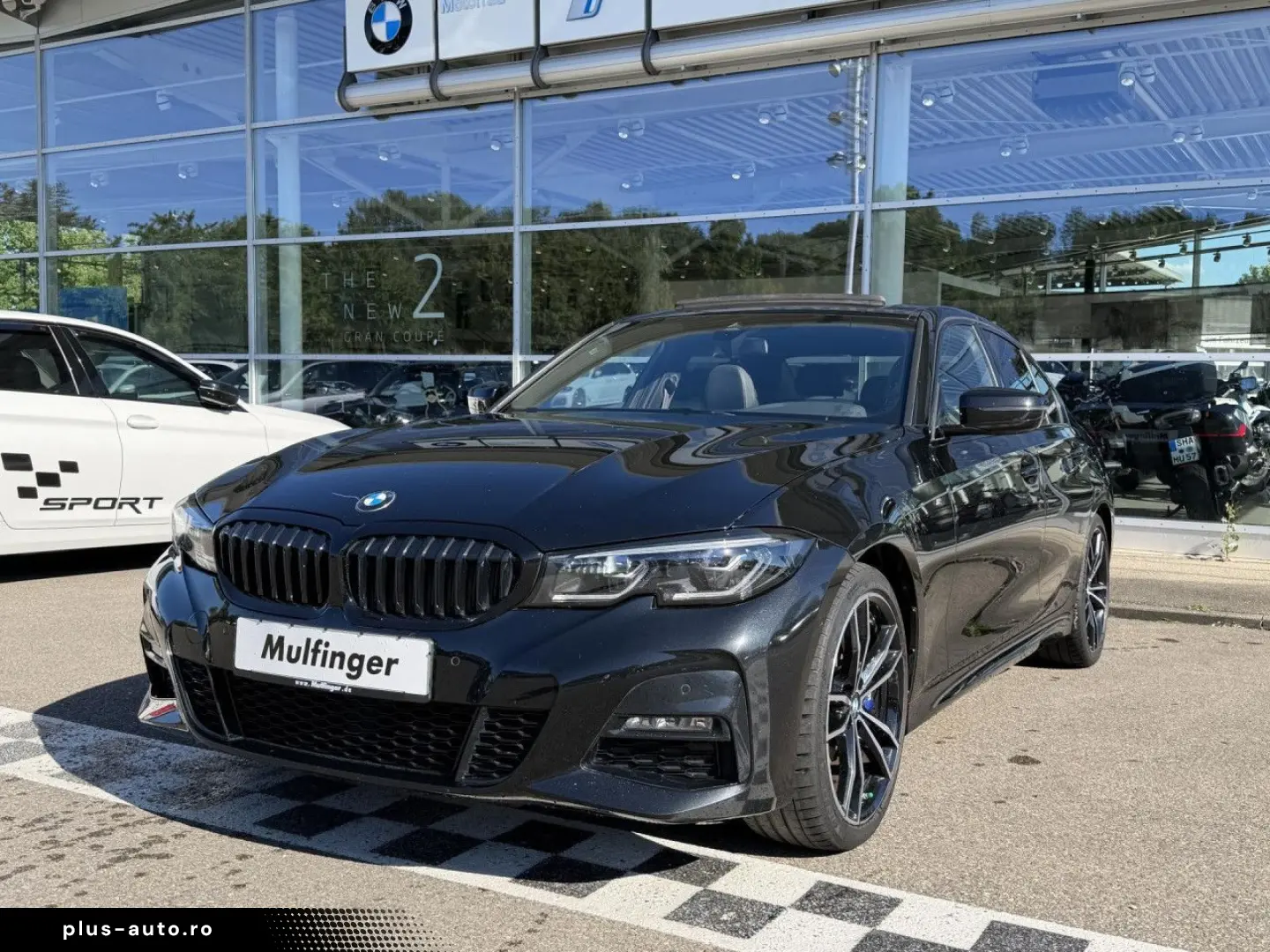 BMW 330i xDrive M Sport Leder GlasD.Laser HiFi 19