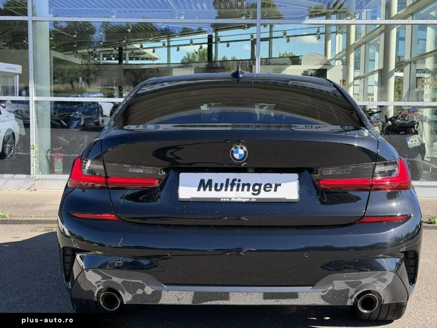 BMW 330i xDrive M Sport Leder GlasD.Laser HiFi 19