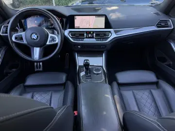 BMW 330i xDrive M Sport Leder GlasD.Laser HiFi 19