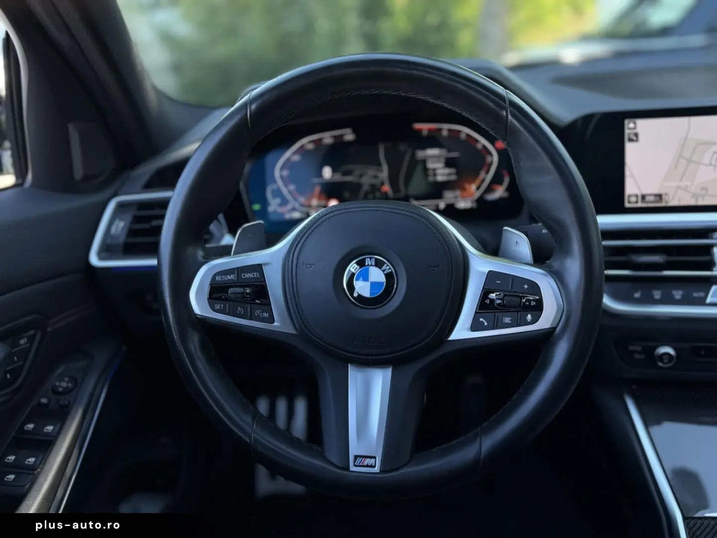 BMW 330i xDrive M Sport Leder GlasD.Laser HiFi 19