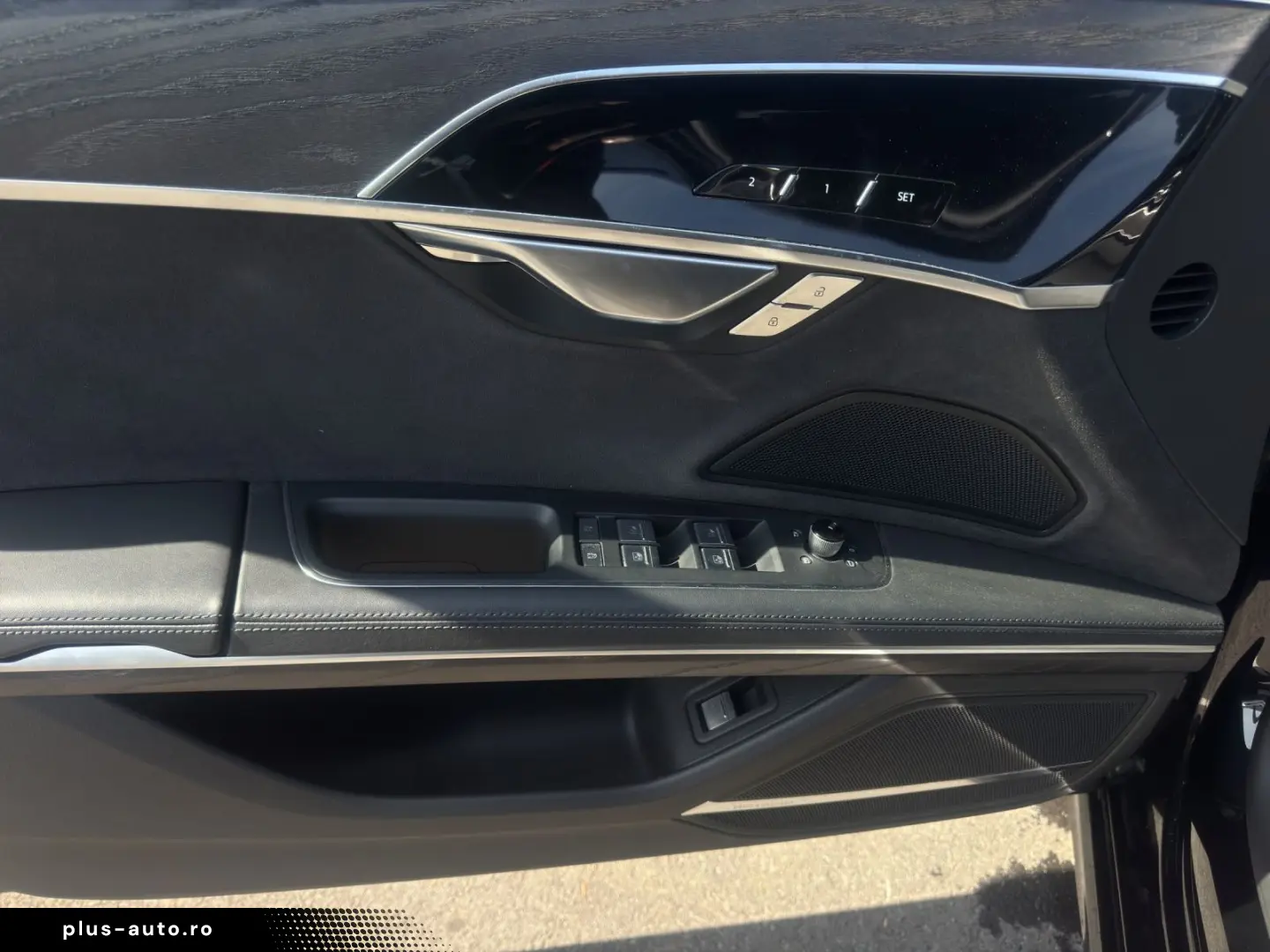 AUDI A8 55 TFSI Q S LINE LM20 PANO STHZG B&O