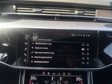 AUDI A8 55 TFSI Q S LINE LM20 PANO STHZG B&O