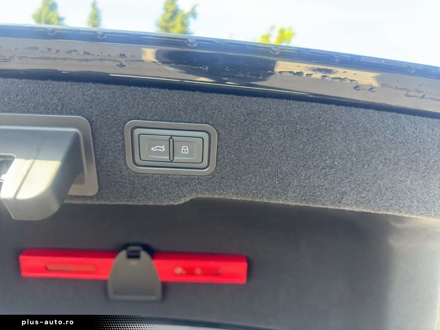AUDI A8 55 TFSI Q S LINE LM20 PANO STHZG B&O