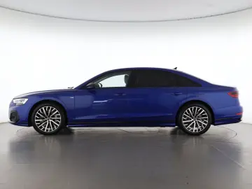 AUDI A8 L 60 TFSI e quattro tiptr. S line   PANO