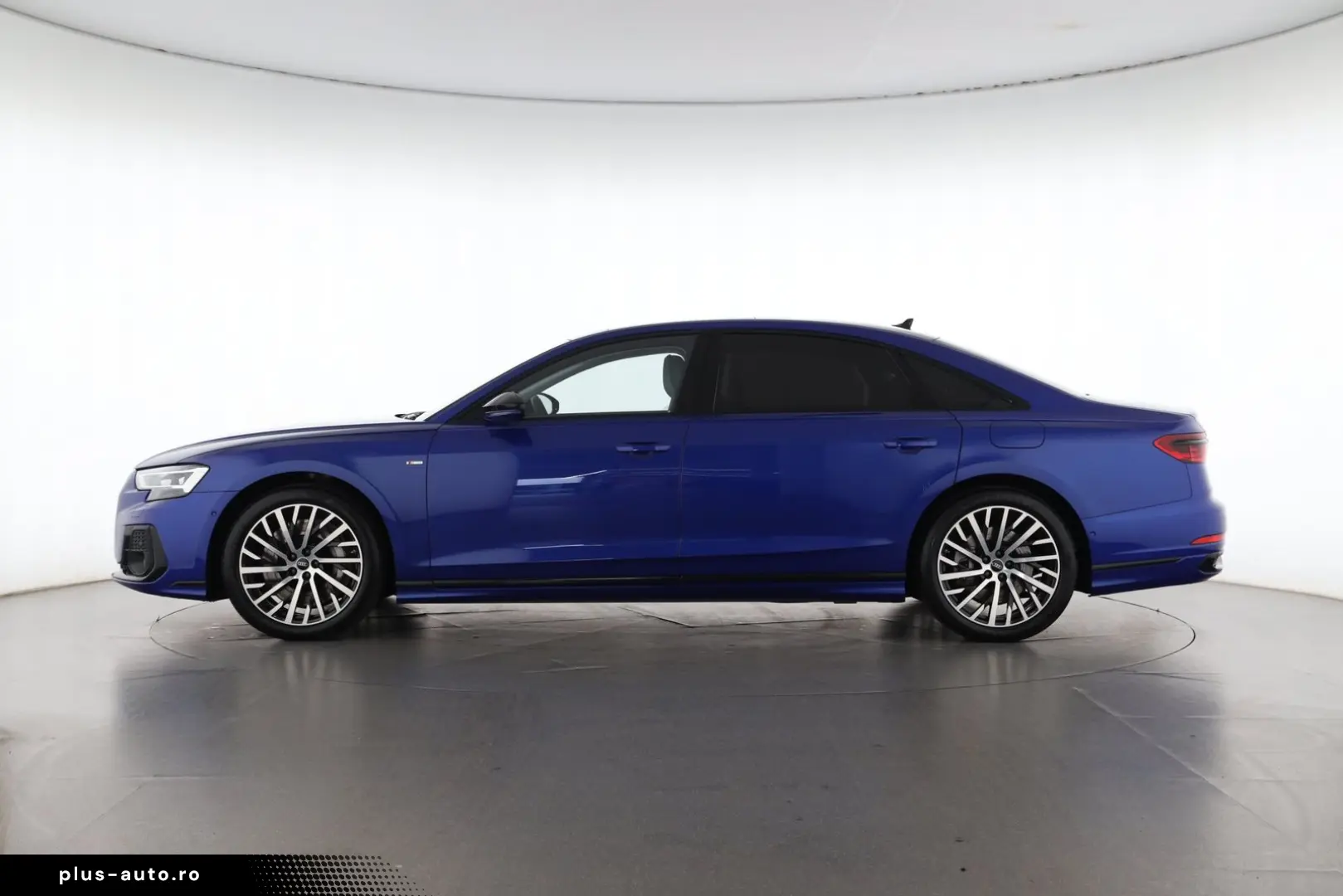 AUDI A8 L 60 TFSI e quattro tiptr. S line   PANO