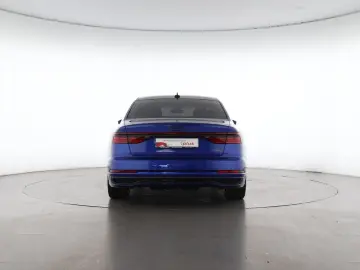 AUDI A8 L 60 TFSI e quattro tiptr. S line   PANO