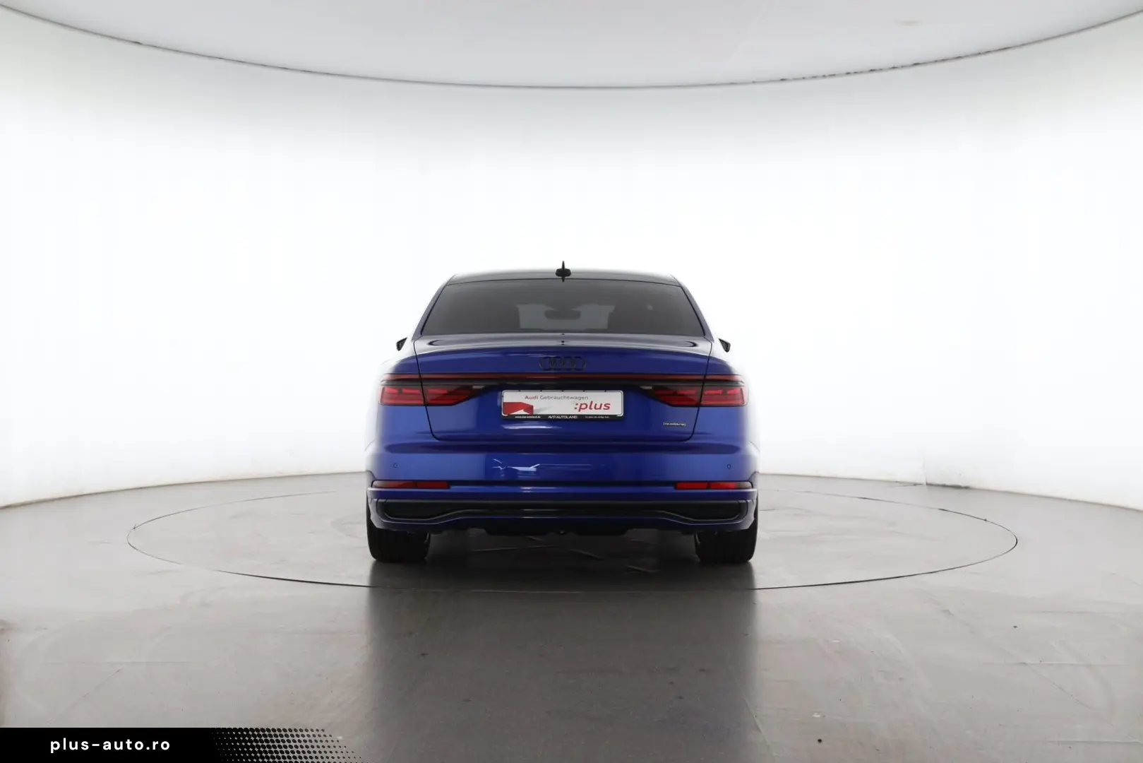 AUDI A8 L 60 TFSI e quattro tiptr. S line   PANO