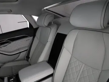 AUDI A8 L 60 TFSI e quattro tiptr. S line   PANO