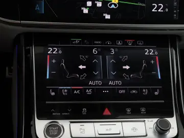 AUDI A8 L 60 TFSI e quattro tiptr. S line   PANO