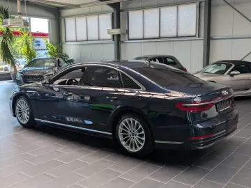 AUDI A8 55 TFSI quattro tiptronic