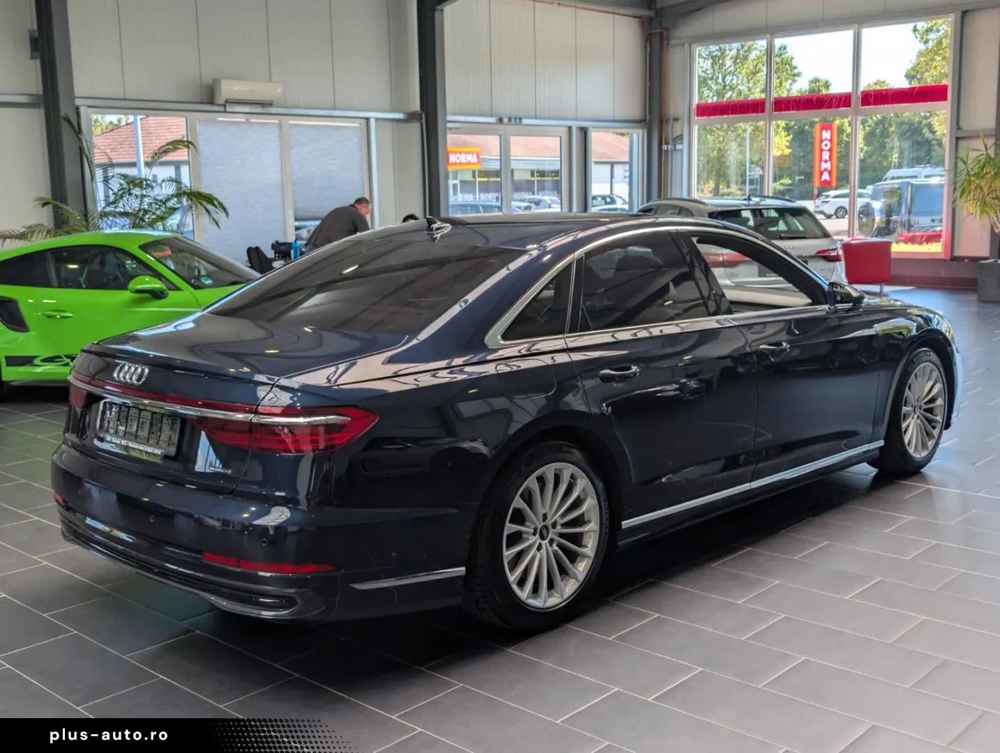 AUDI A8 55 TFSI quattro tiptronic