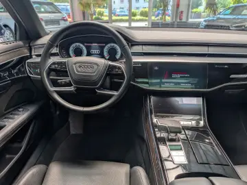 AUDI A8 55 TFSI quattro tiptronic