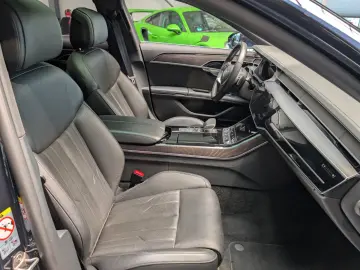 AUDI A8 55 TFSI quattro tiptronic