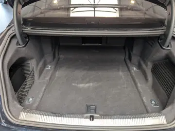 AUDI A8 55 TFSI quattro tiptronic