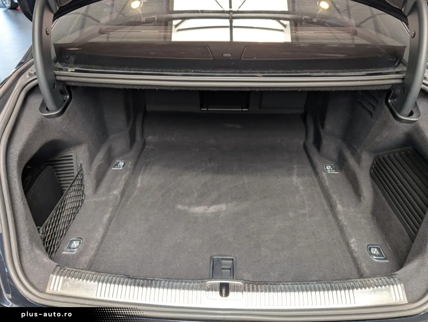 AUDI A8 55 TFSI quattro tiptronic