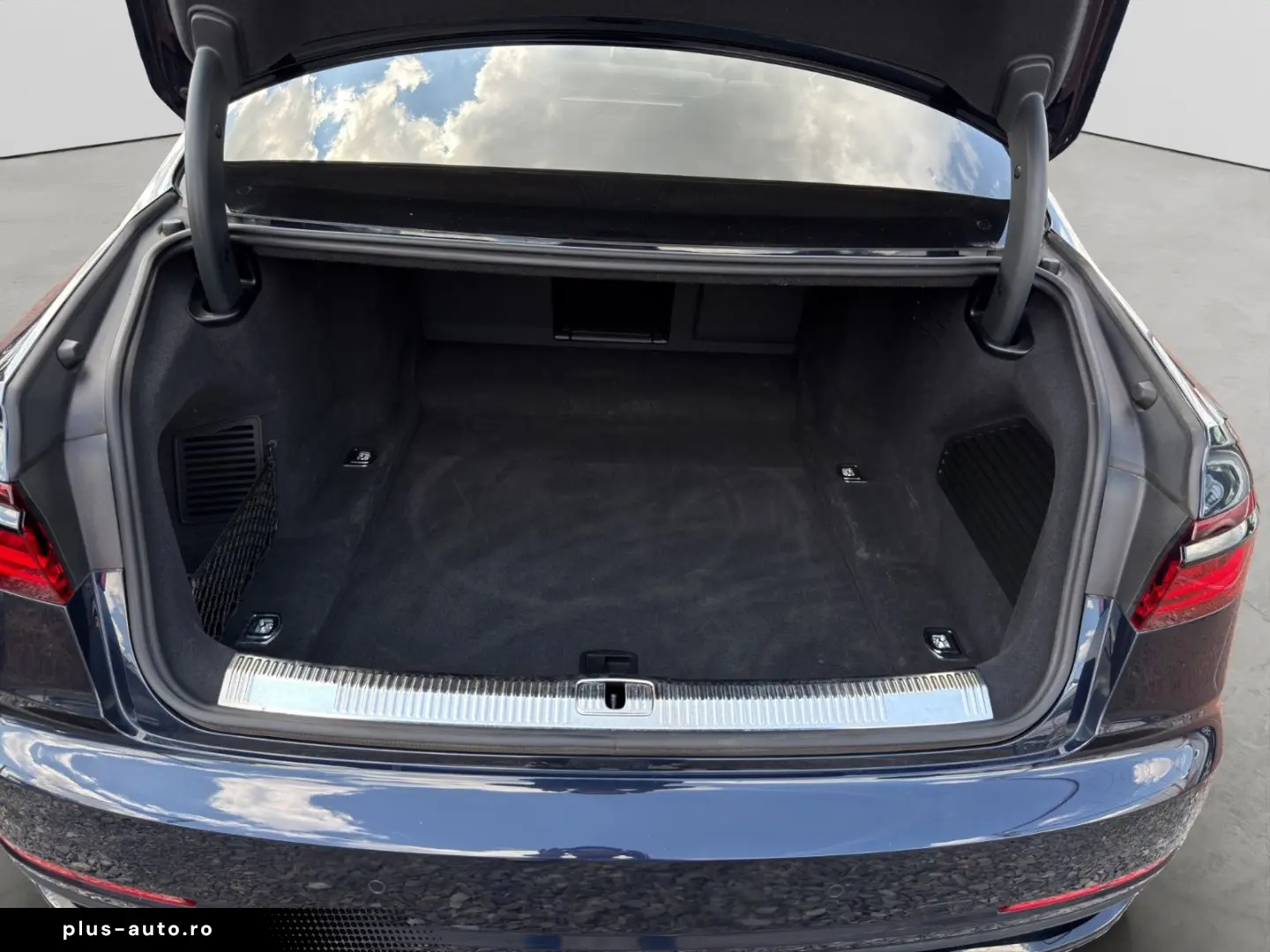 AUDI A8 55 TFSI quattro S LINE PANO STANDHEIZ B&O