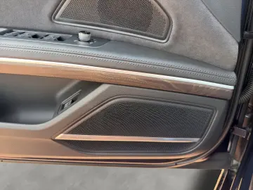 AUDI A8 55 TFSI quattro S LINE PANO STANDHEIZ B&O