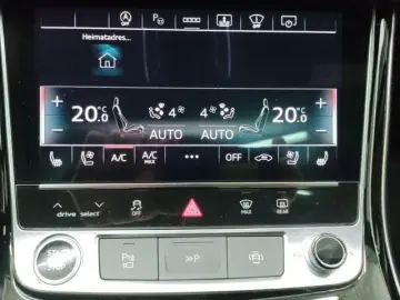 AUDI A8 50 TDI Q PANO HuD LM21