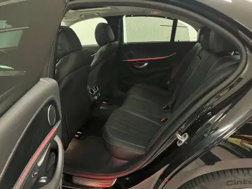 MERCEDES-BENZ E 220 d Limousine Widescreen Leder Kamera