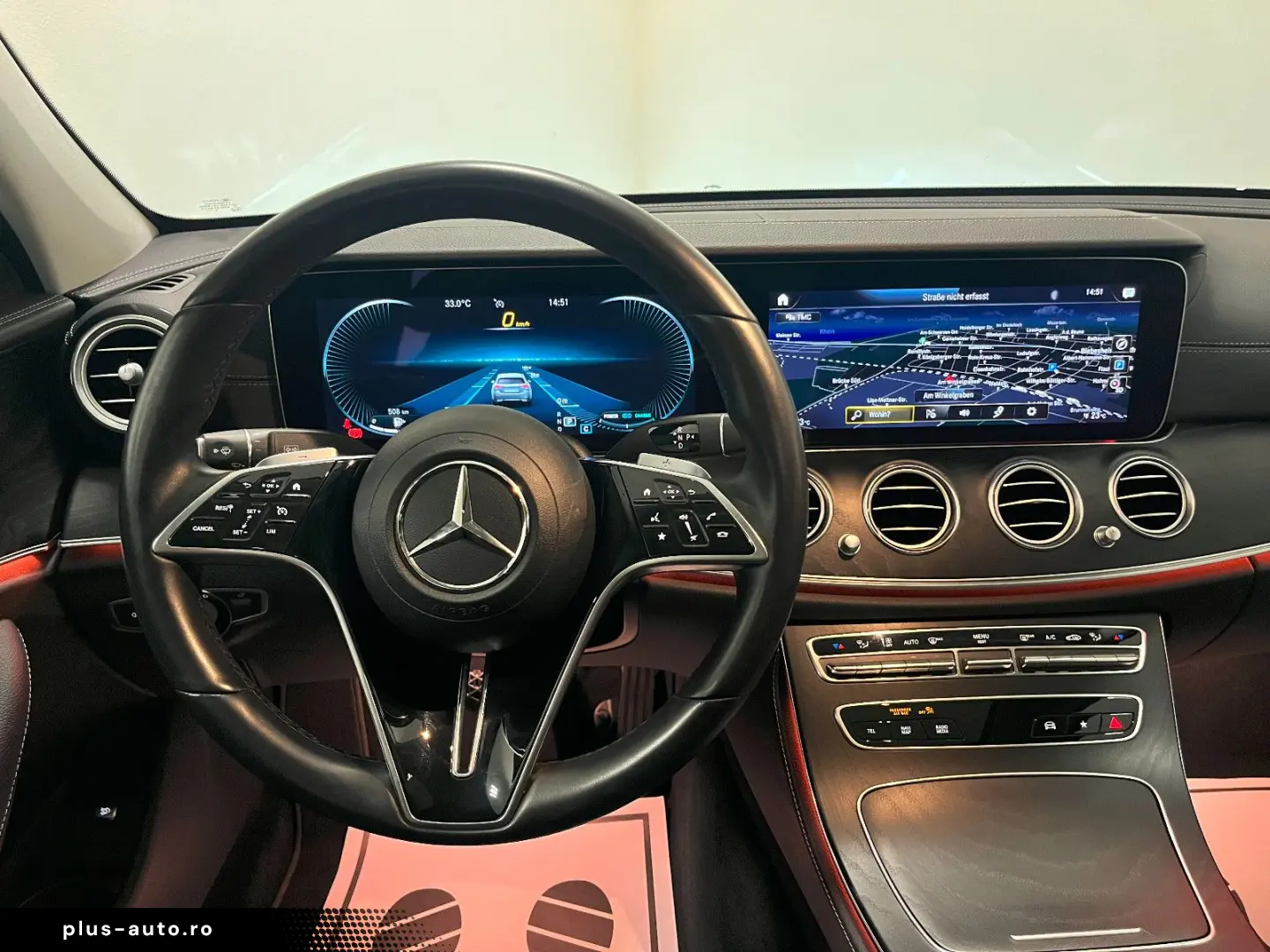 MERCEDES-BENZ E 220 d Limousine Widescreen Leder Kamera