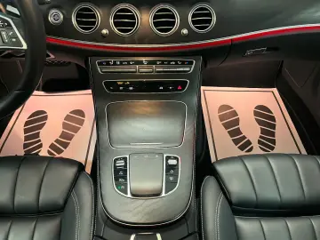 MERCEDES-BENZ E 220 d Limousine Widescreen Leder Kamera