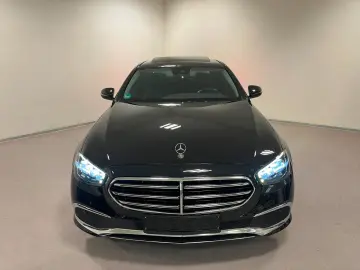 MERCEDES-BENZ E 220 d Limousine Widescreen Leder Kamera
