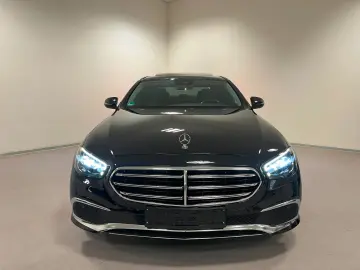 MERCEDES-BENZ E 220 d Limousine Widescreen Leder Kamera